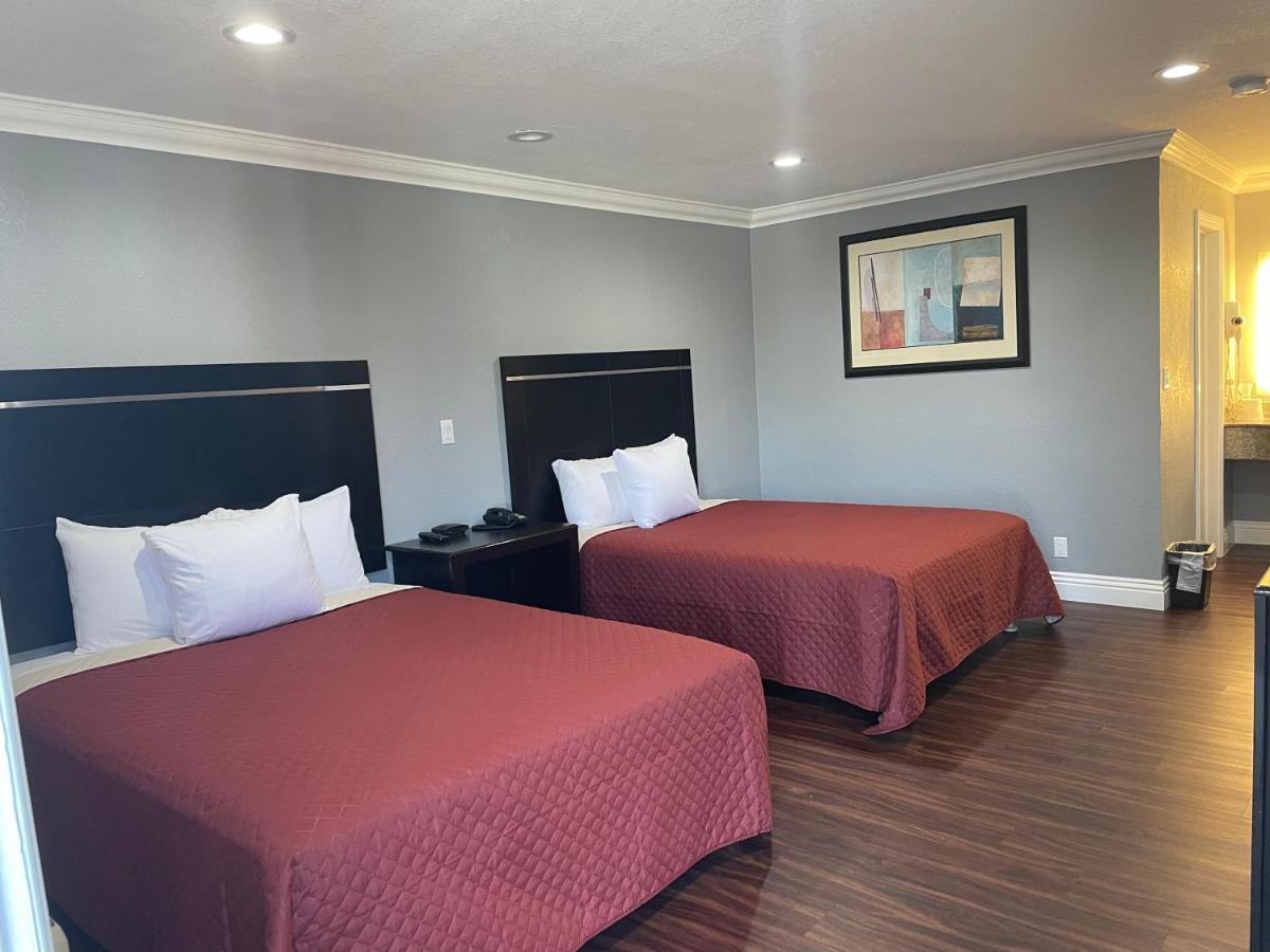 Legacy Inn & Suites Anaheim Exterior photo